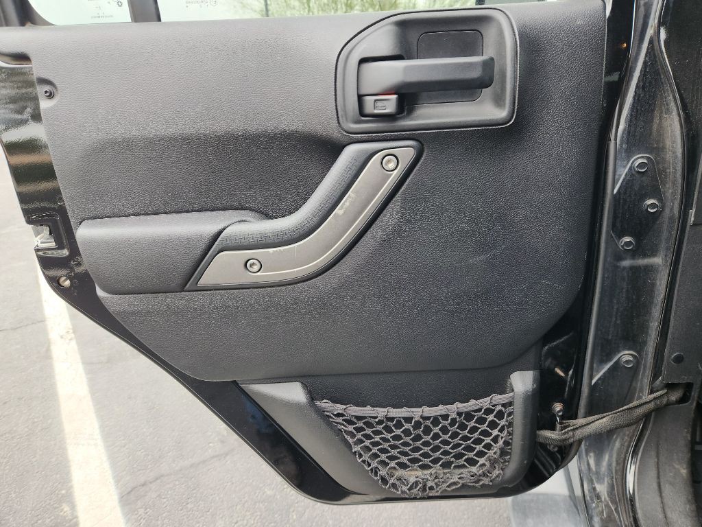 2014 Jeep Wrangler Unlimited Image 14