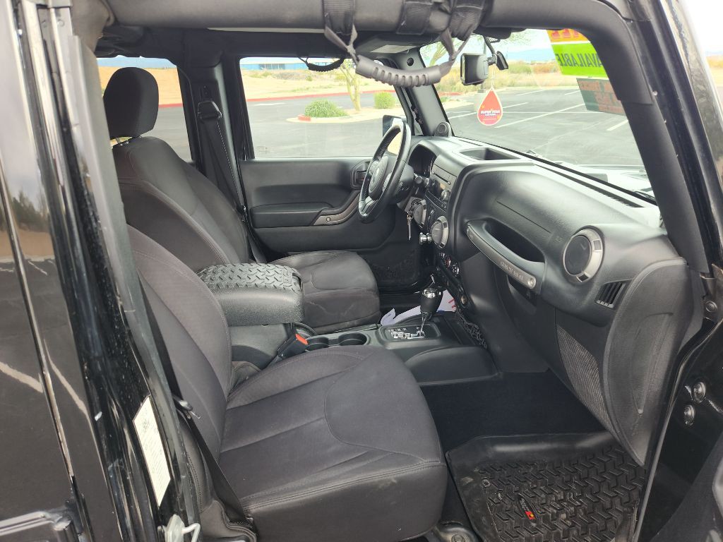 2014 Jeep Wrangler Unlimited Image 19