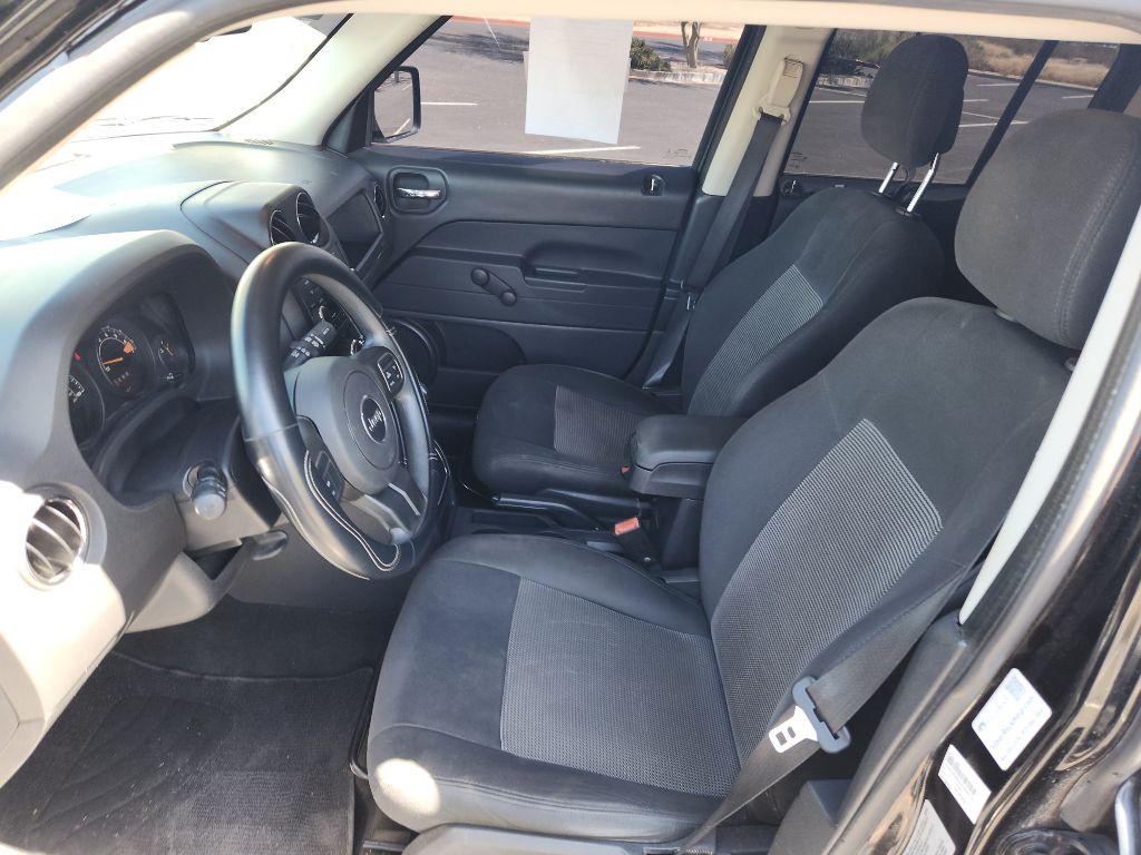 2016 Jeep Patriot Image 11