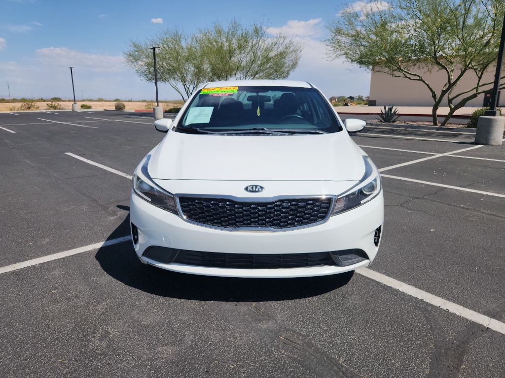 2017 Kia Forte Image 4