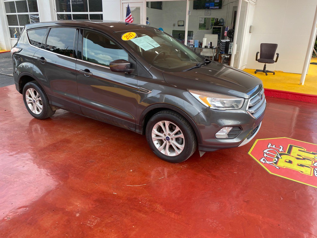 2017 Ford Escape Image 3