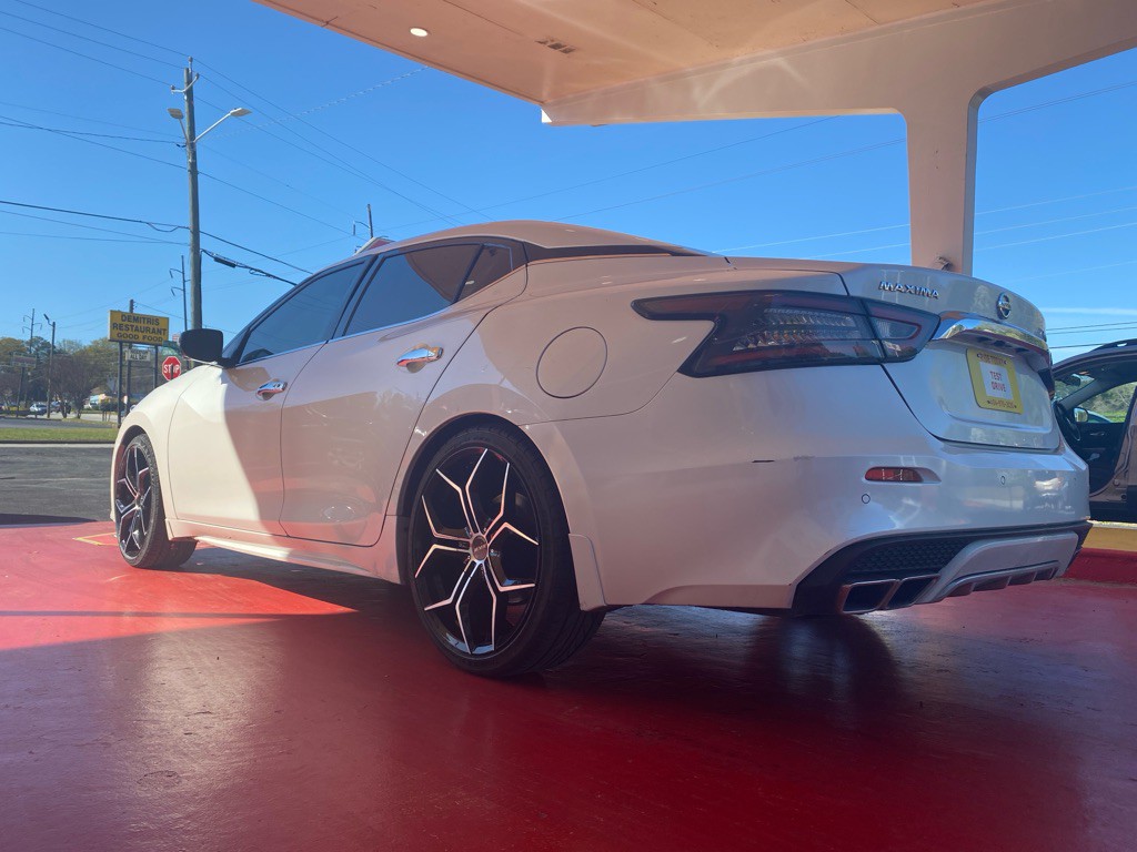 2020 Nissan Maxima Image 10
