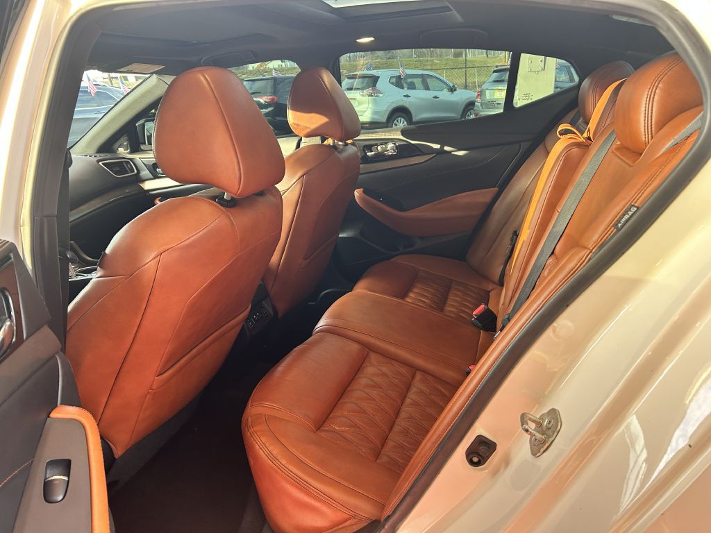 2020 Nissan Maxima Image 11