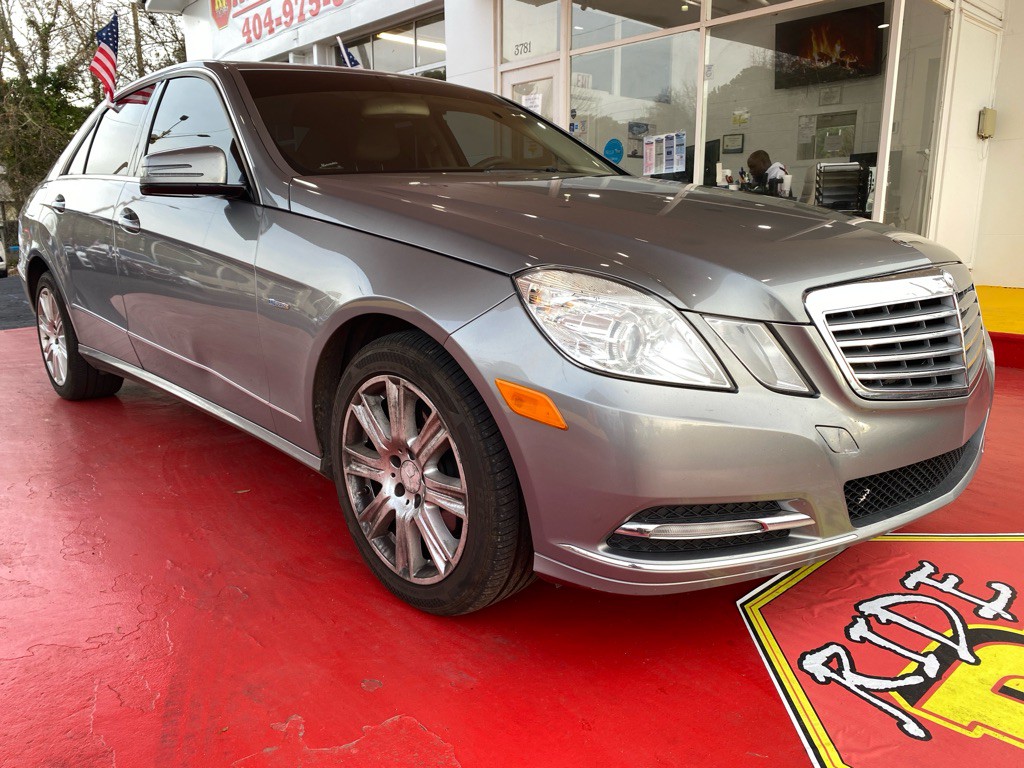 2012 Mercedes-Benz E-Class Image 8