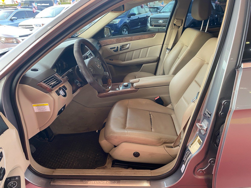 2012 Mercedes-Benz E-Class Image 16