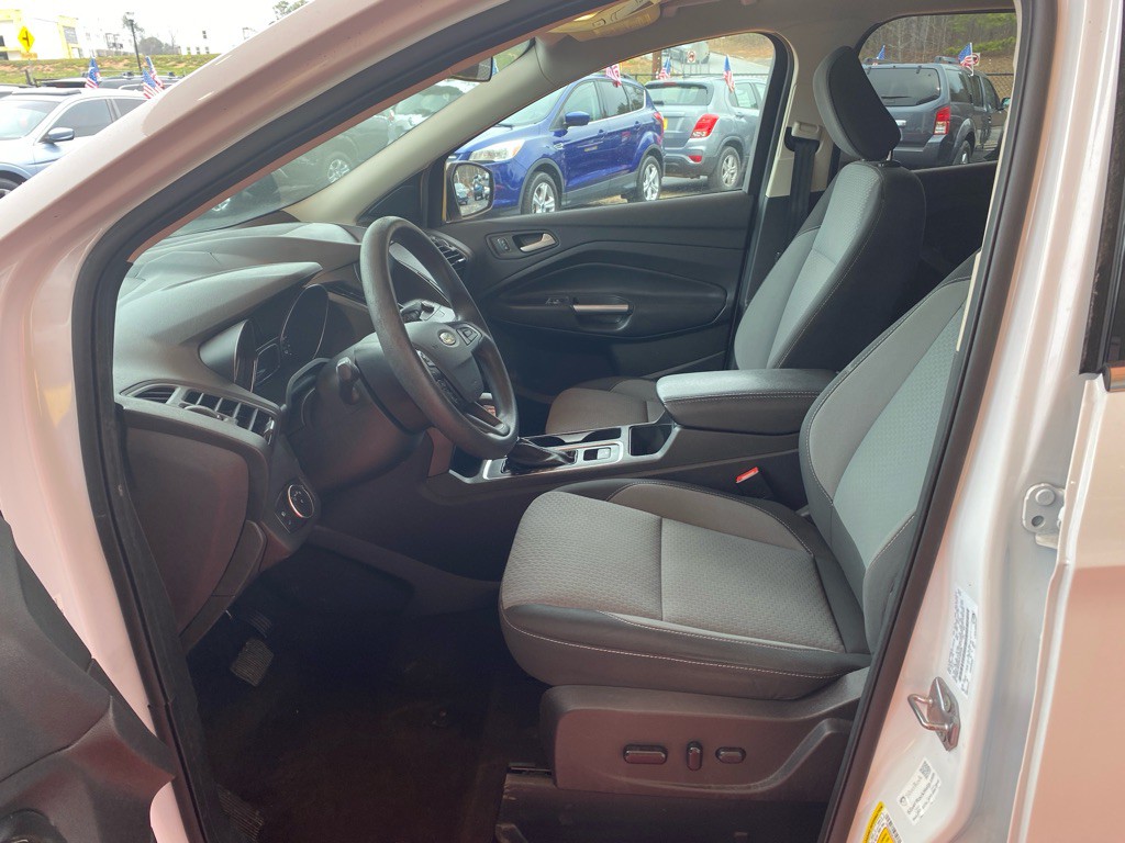 2019 Ford Escape Image 13