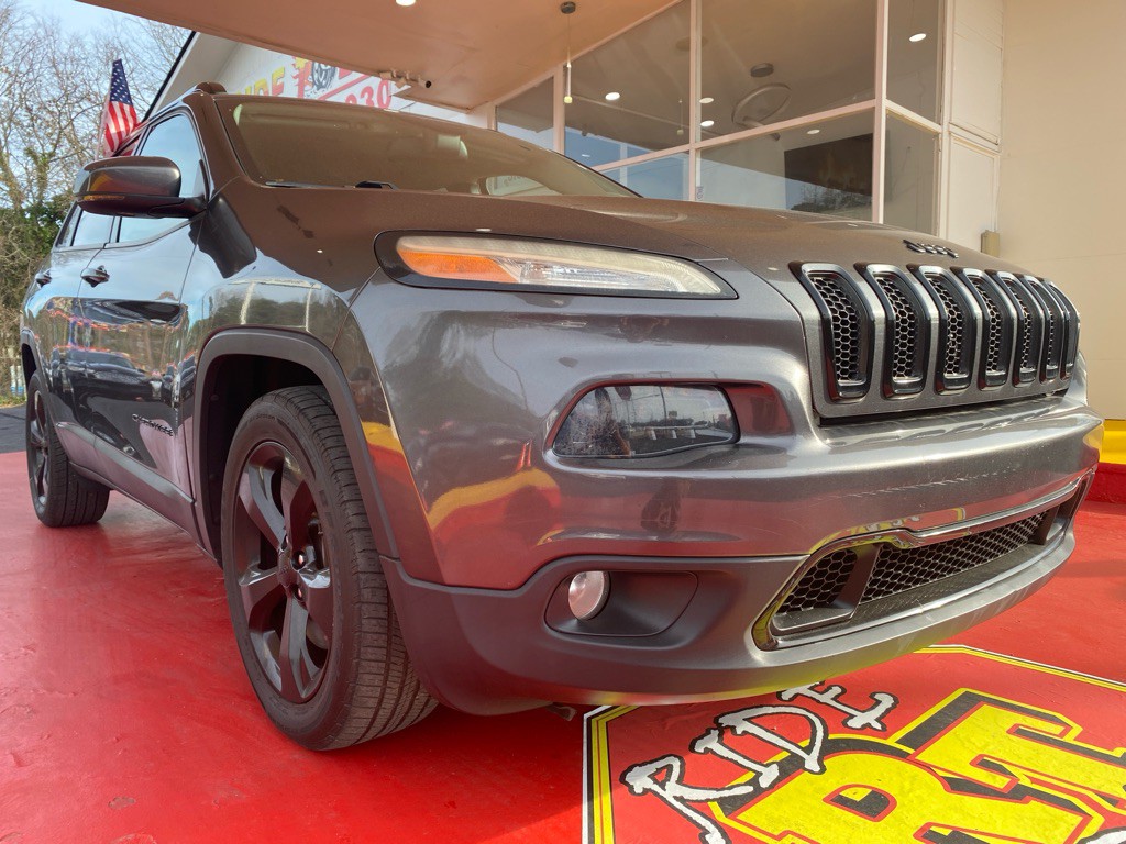 2017 Jeep Cherokee Image 7