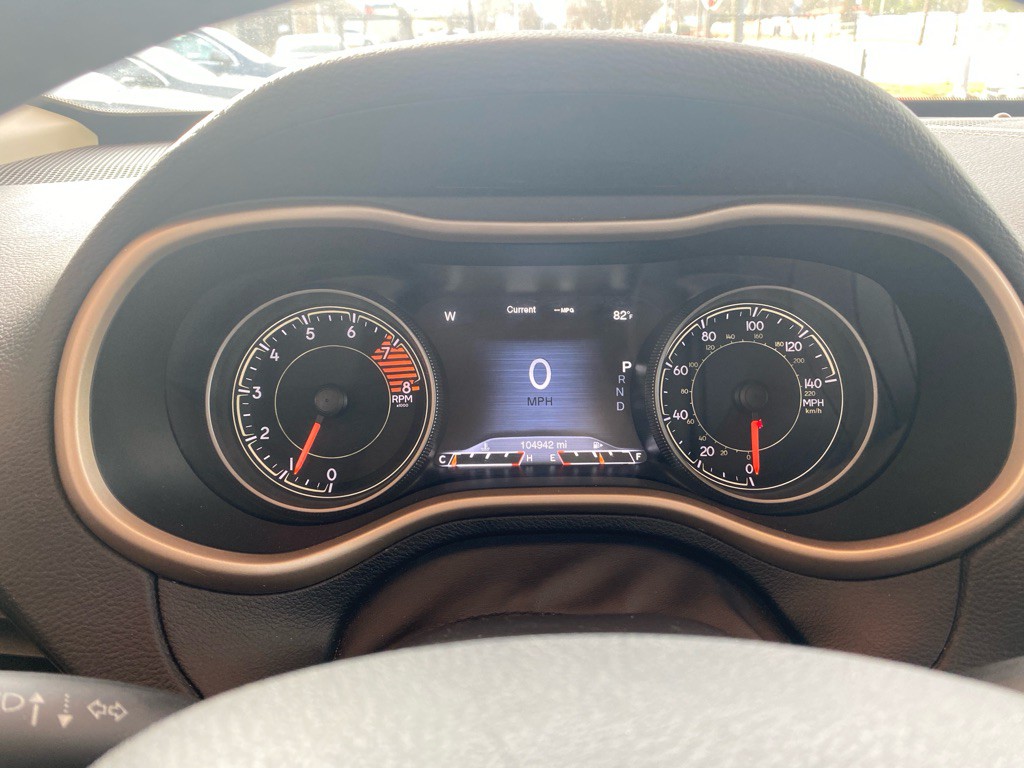 2017 Jeep Cherokee Image 19