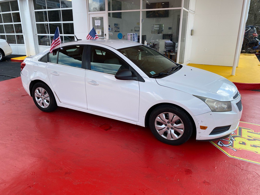 2012 Chevrolet Cruze Image 3