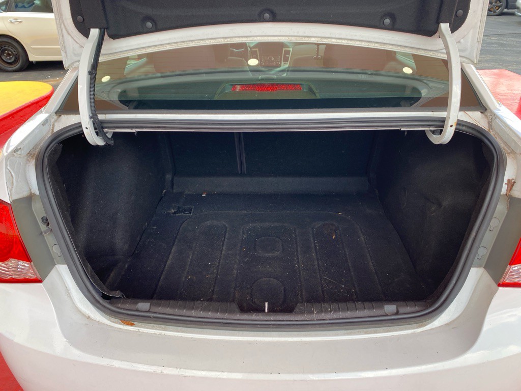 2012 Chevrolet Cruze Image 9
