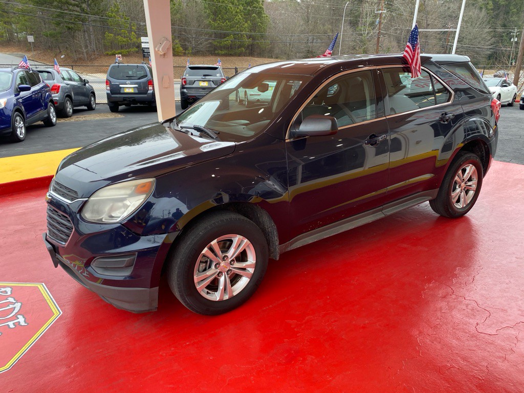 2017 Chevrolet Equinox Image 2