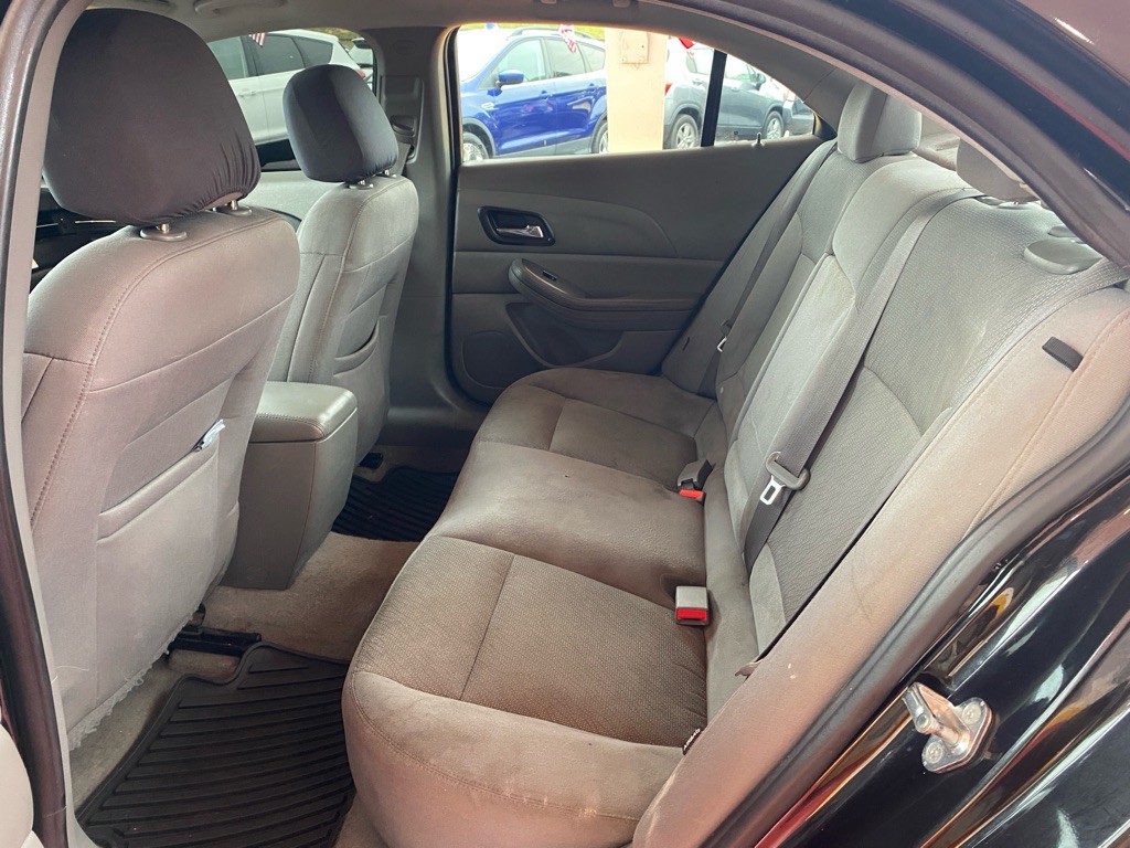 2015 Chevrolet Malibu Image 11