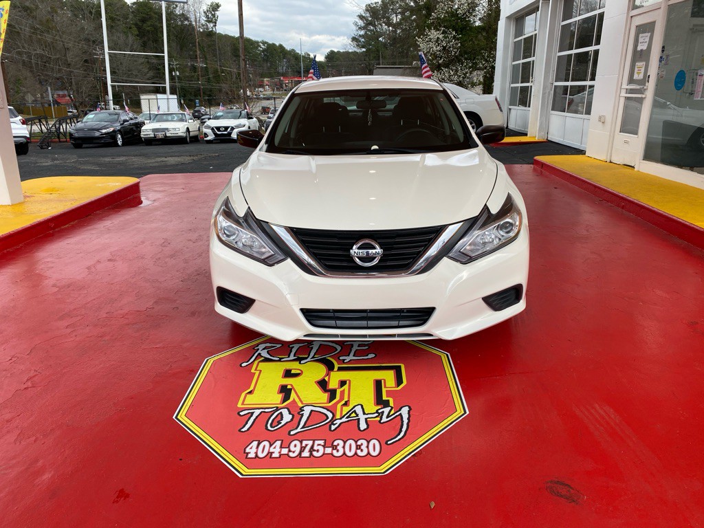 2016 Nissan Altima Image 2
