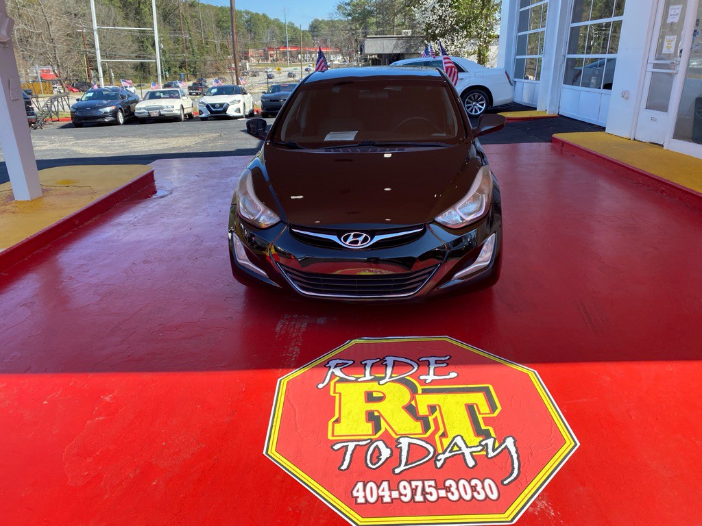 2014 Hyundai Elantra Image 2