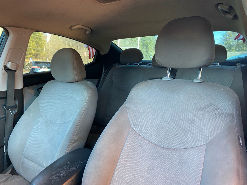 2014 Hyundai Elantra Image 15