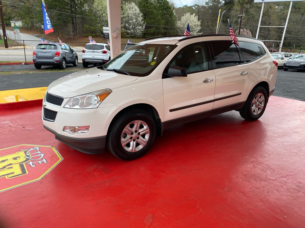 2012 Chevrolet Traverse Image 1