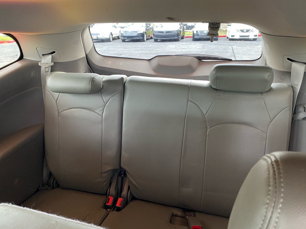 2012 Chevrolet Traverse Image 12