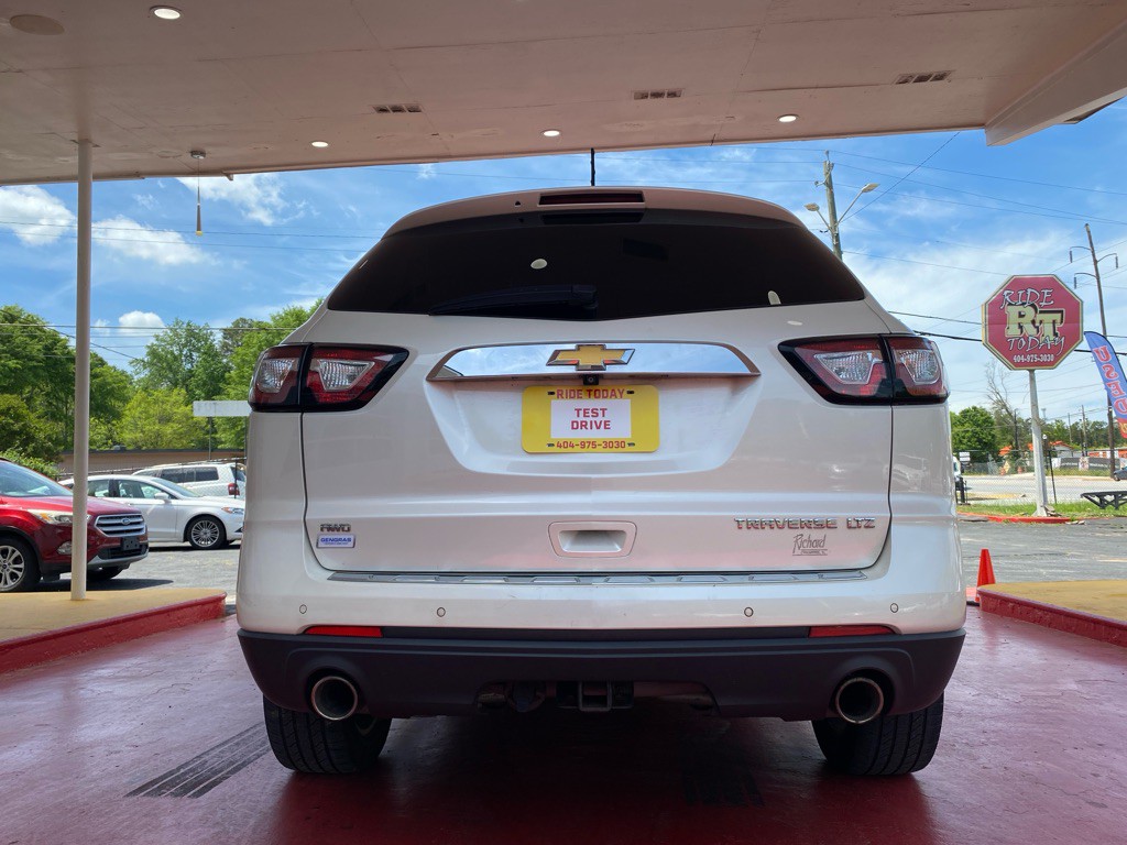 2015 Chevrolet Traverse Image 8