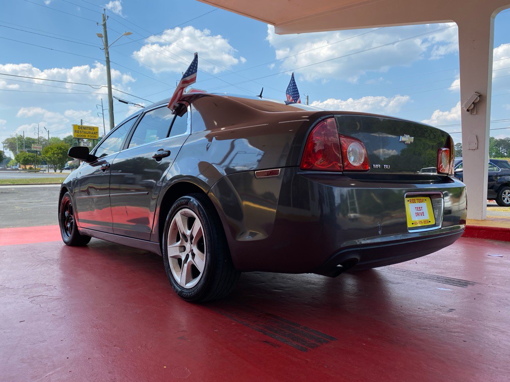 2010 Chevrolet Malibu Image 9