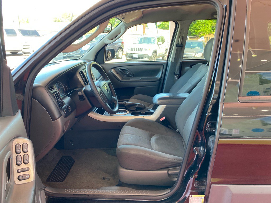 2006 Mazda Tribute Image 14