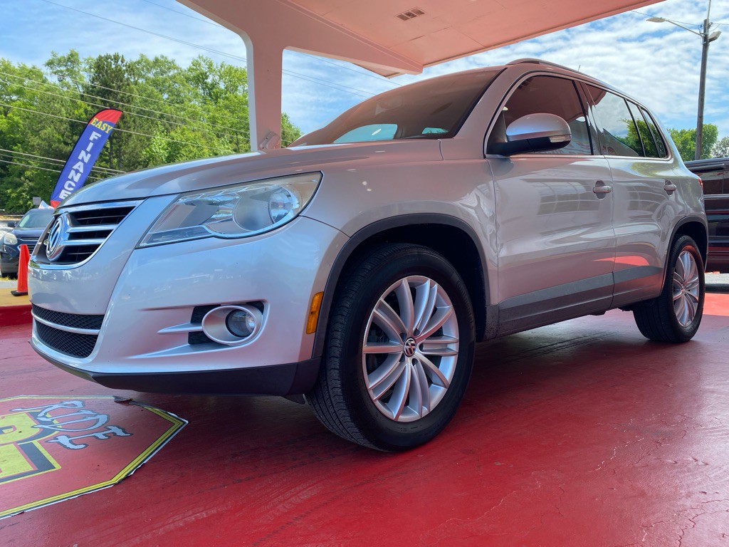 2011 Volkswagen Tiguan Image 4