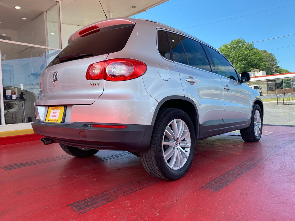 2011 Volkswagen Tiguan Image 6