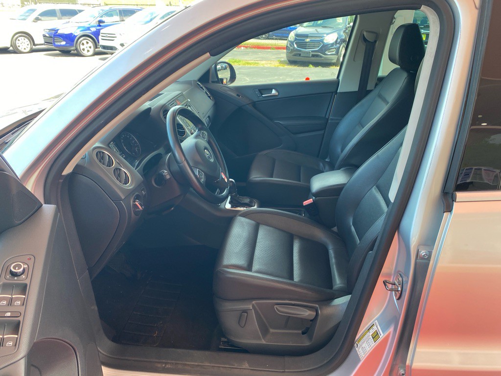 2011 Volkswagen Tiguan Image 13