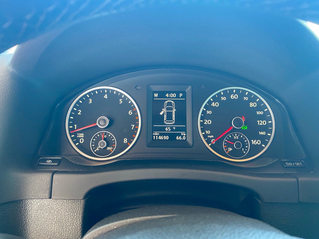2011 Volkswagen Tiguan Image 16