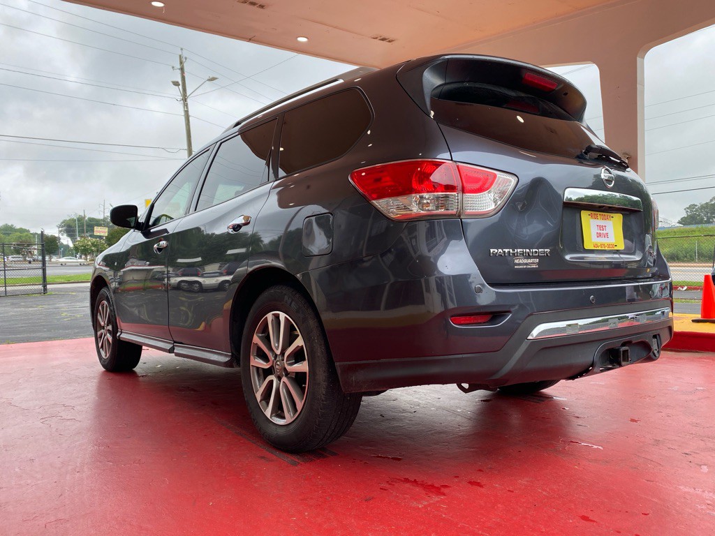 2014 Nissan Pathfinder Image 10