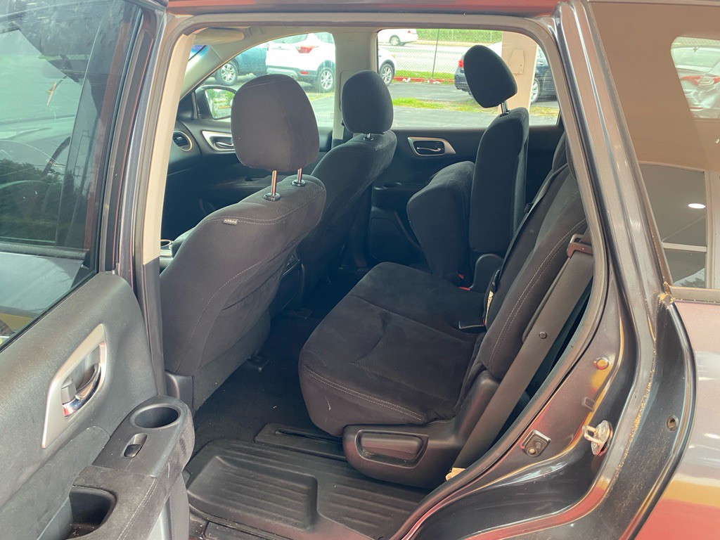2014 Nissan Pathfinder Image 11