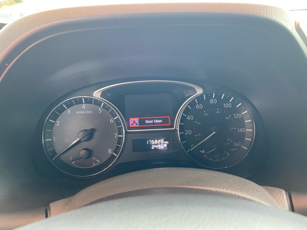 2014 Nissan Pathfinder Image 18