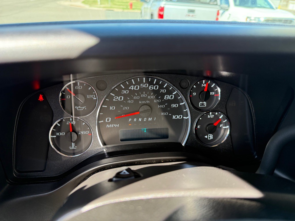 2023 GMC Savana Image 22