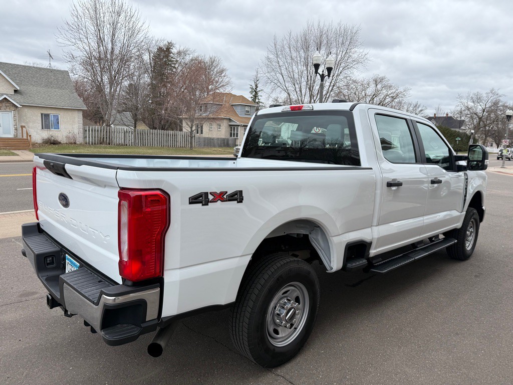 2024 Ford F-350 Image 3