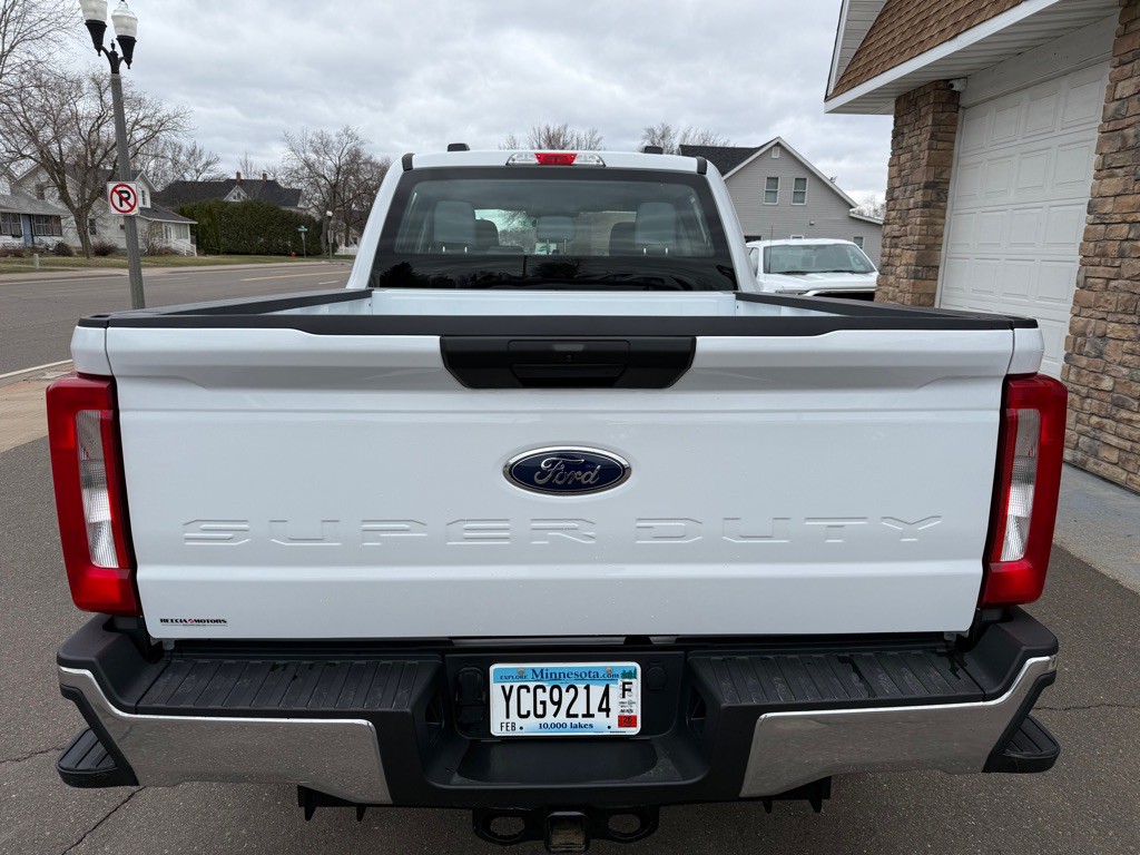 2024 Ford F-350 Image 4