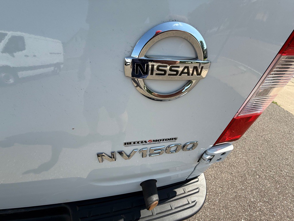 2018 Nissan NV Image 18