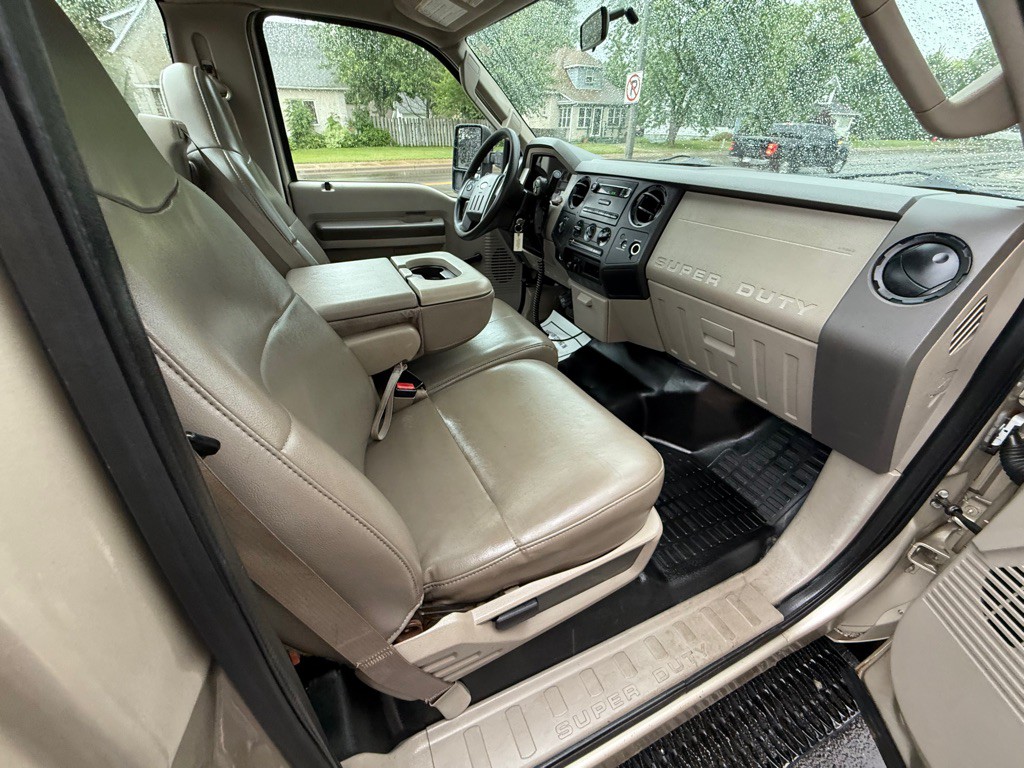 2008 Ford F-350 Image 20