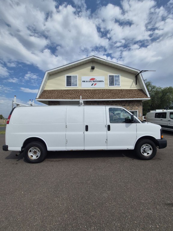 2014 Chevrolet Express Image 4