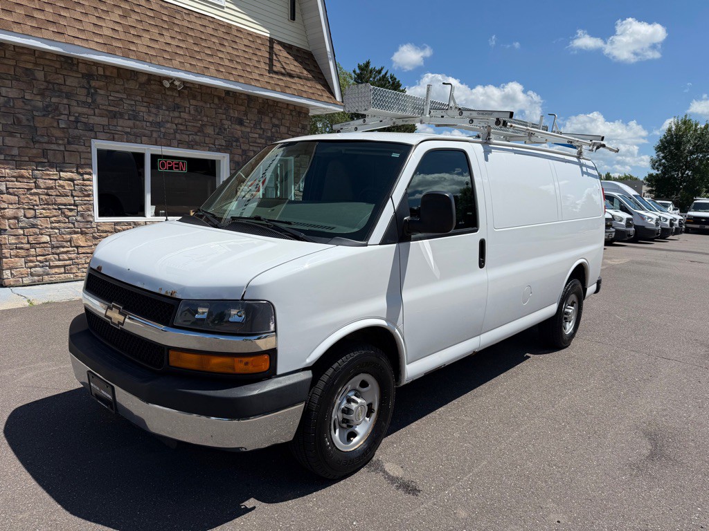 2013 Chevrolet Express Image 7