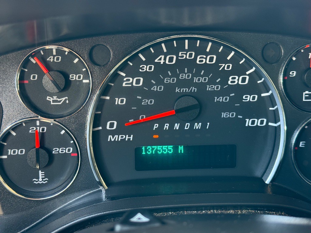 2013 Chevrolet Express Image 19