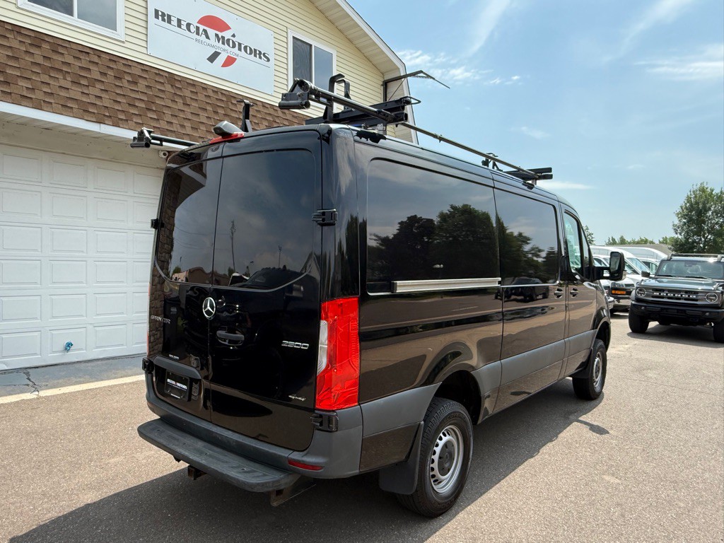 2020 Mercedes-Benz Sprinter Image 3