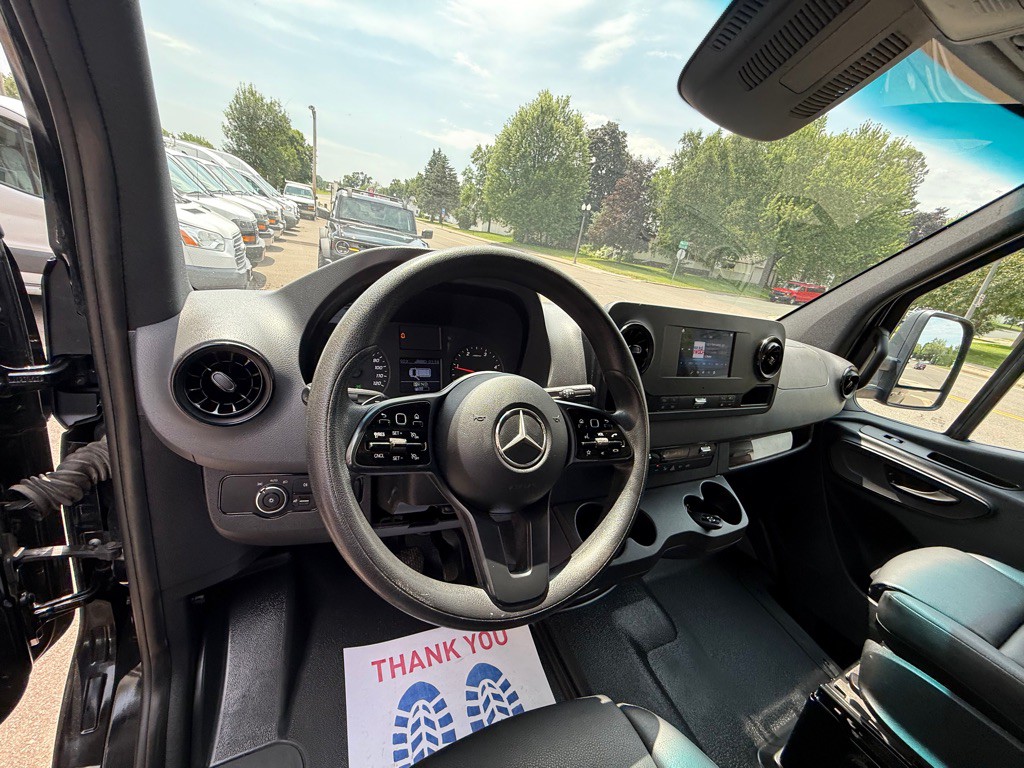 2020 Mercedes-Benz Sprinter Image 23