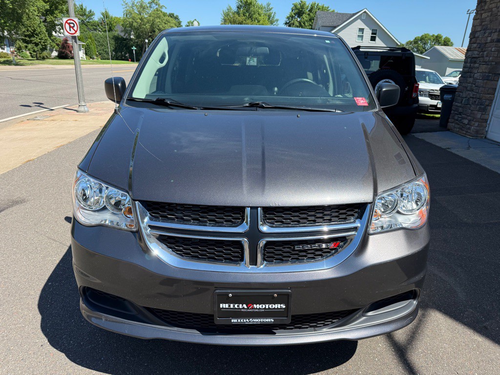 2016 Dodge Grand Caravan Image 9