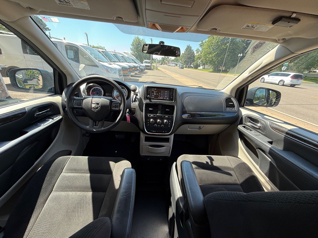 2016 Dodge Grand Caravan Image 23