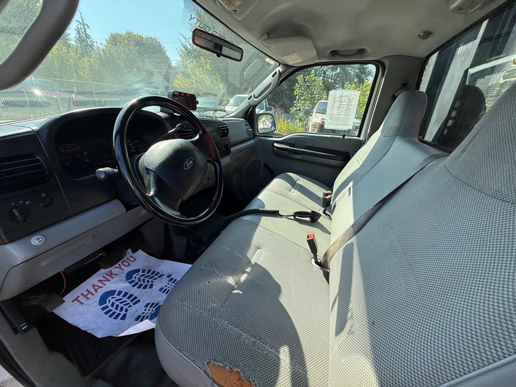2006 Ford F-350 Image 12