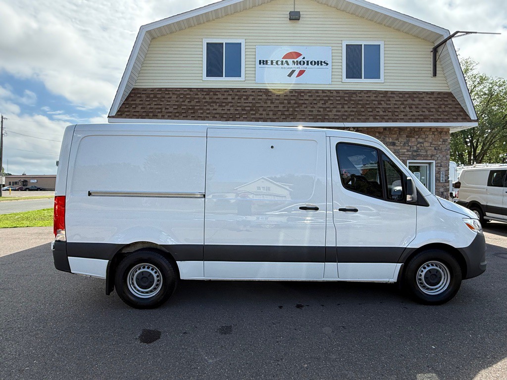 2023 Mercedes-Benz Sprinter Image 2