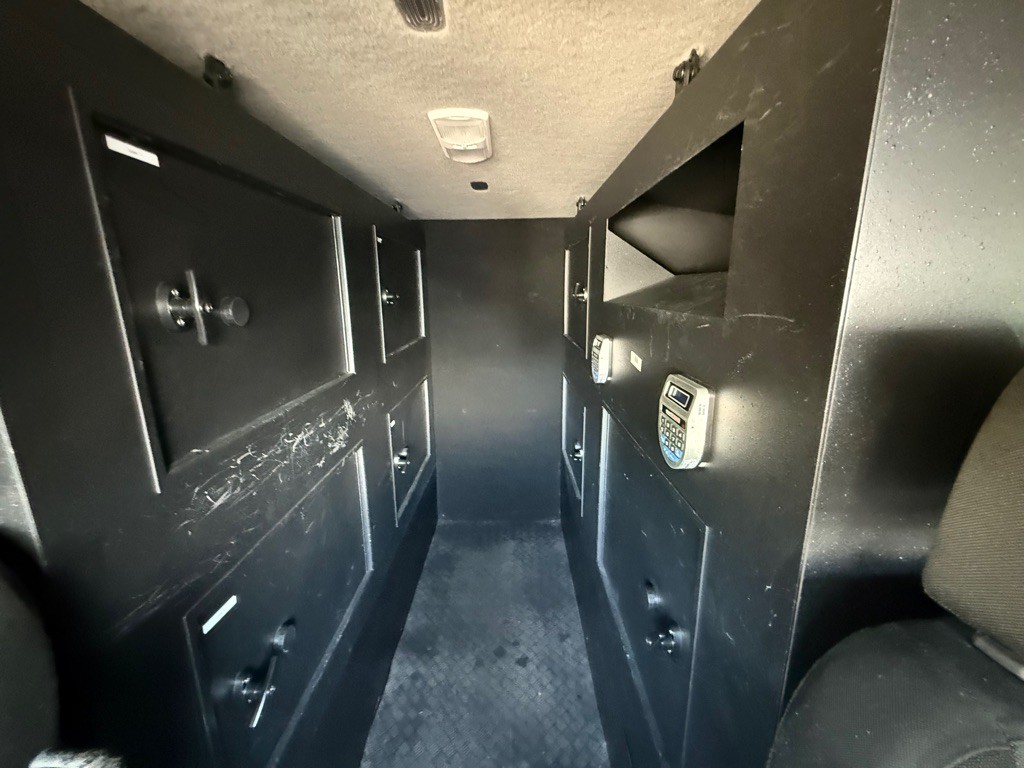 2023 Mercedes-Benz Sprinter Image 25