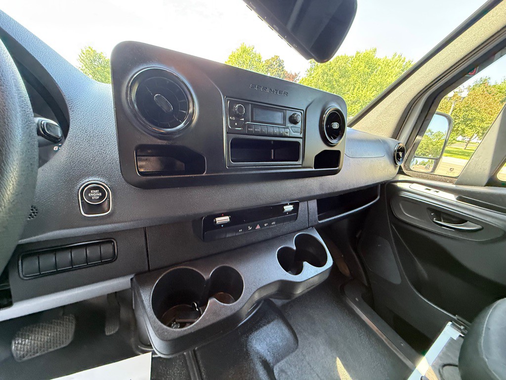 2023 Mercedes-Benz Sprinter Image 14