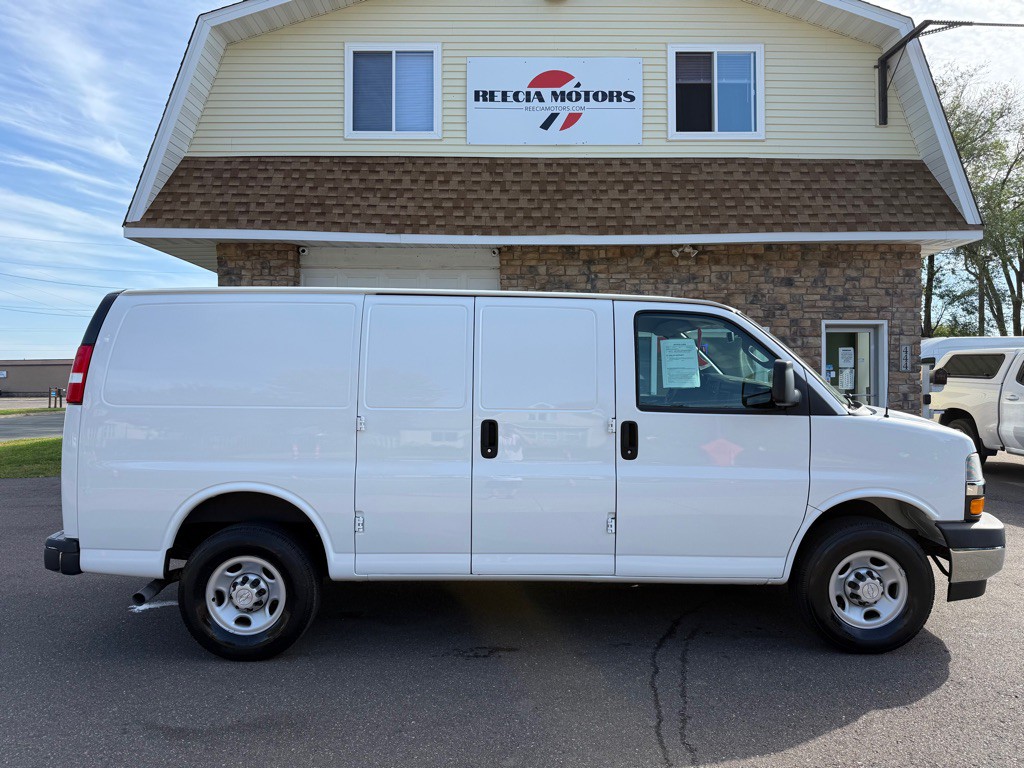 2020 Chevrolet Express Image 2