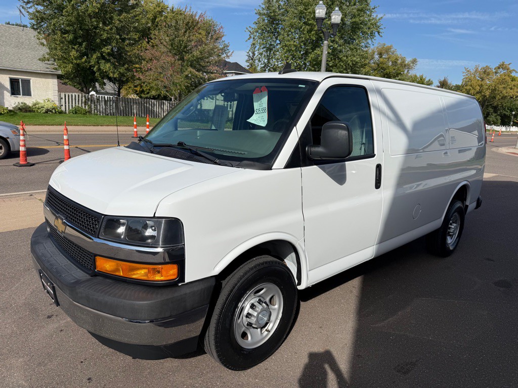 2020 Chevrolet Express Image 7