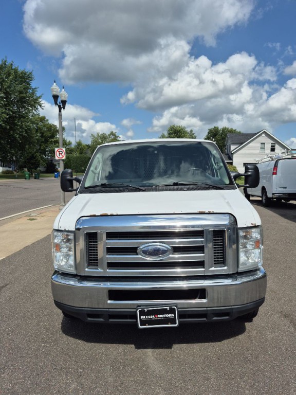 2013 Ford E-series Image 5